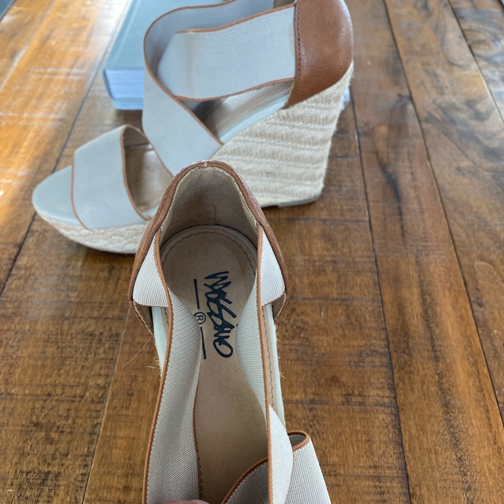 Mossimo Espadrilles - Picture 4 of 5